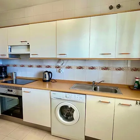 Terrazas De Miramar, Castillo *