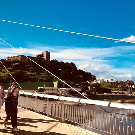 Terrazas De Miramar, Castillo