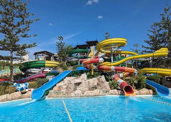 Terrazas De Miramar, Castillo * フエンヒロラ